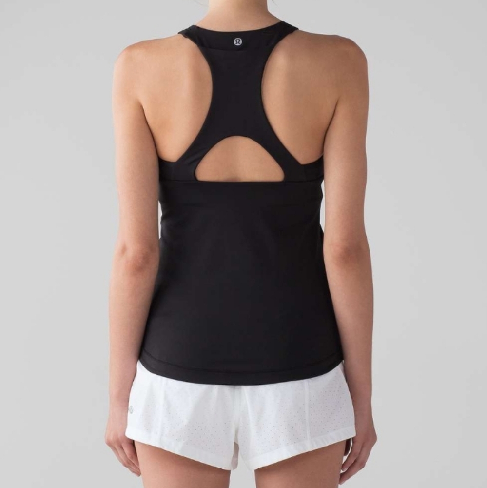 Lululemon final lap tank top in black size 6